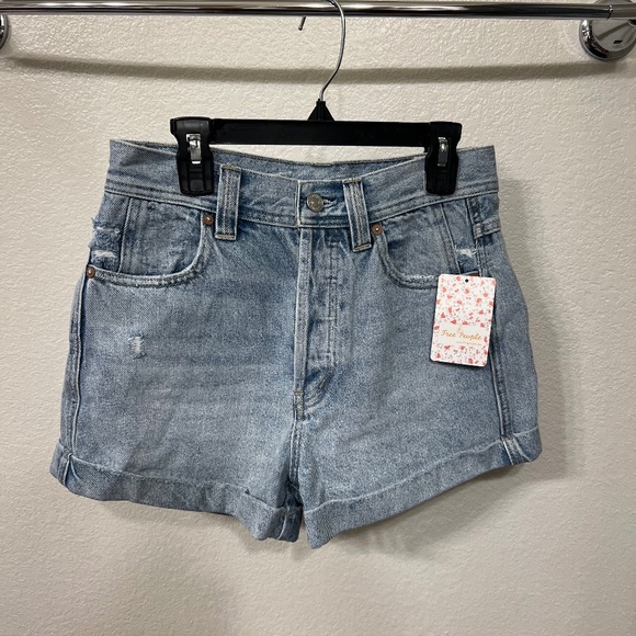 Free people denim shorts - Picture 1 of 5